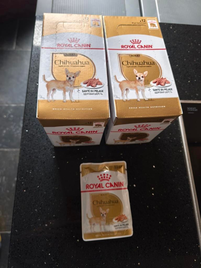 Lot 25 sachets Royal Canin Chihuahua, Animaux & Accessoires, Enlèvement