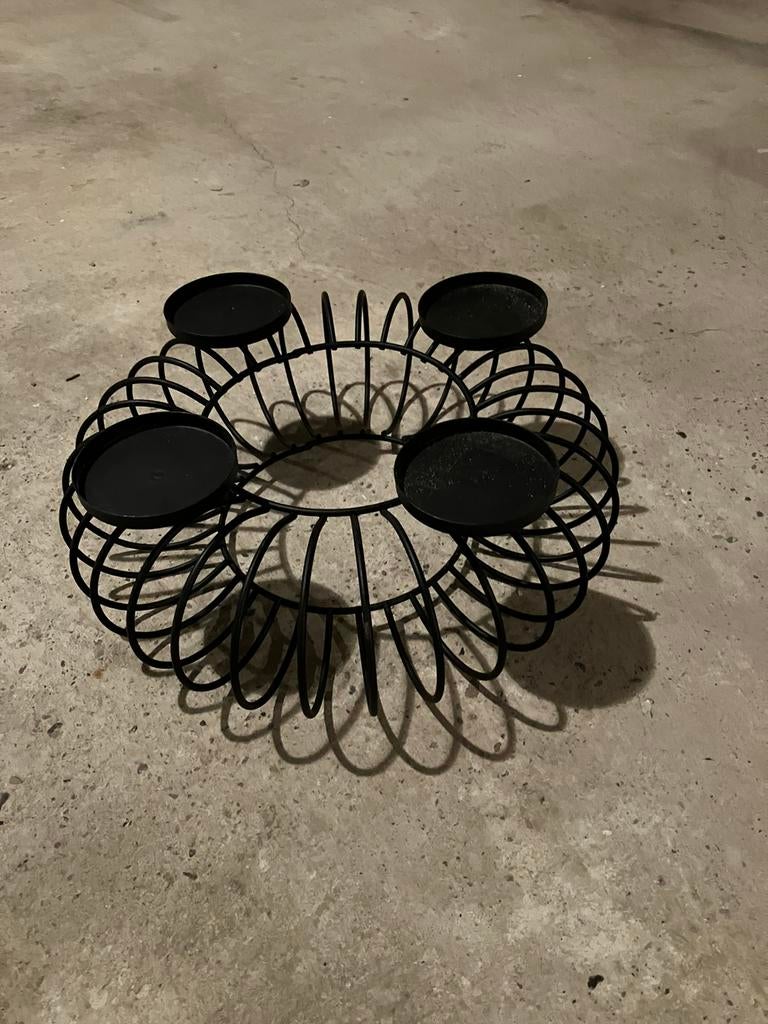 Metalen krans voor kaarsen bij advent of voor bloemen, Ophalen, Zo goed als nieuw