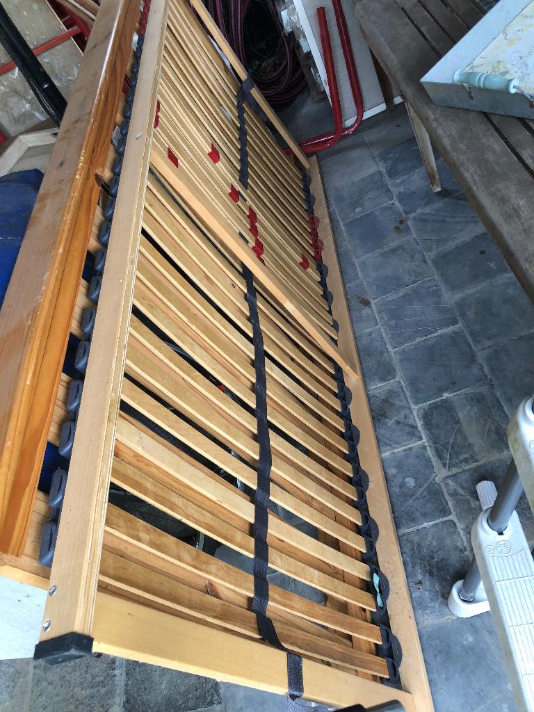 2 Matrassen en 2 lattenbodems, Huis en Inrichting, Ophalen, 90 cm, Eenpersoons, Zo goed als nieuw