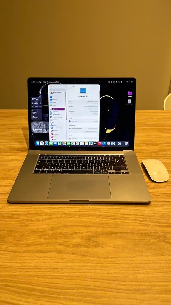 Macbook Pro 16 inch  i9 2,3Ghz 16GB DDR4 ram 1TB HD, Ophalen, Zo goed als nieuw, MacBook, 16 inch