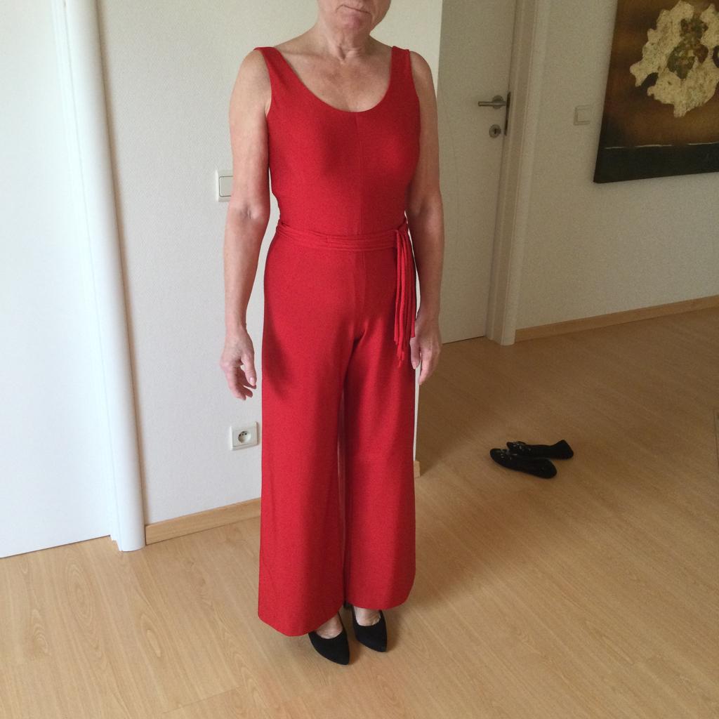 Superbe ensemble, Rouge, Taille 38/40 (M), Enlèvement ou Envoi, Pierre Fortez