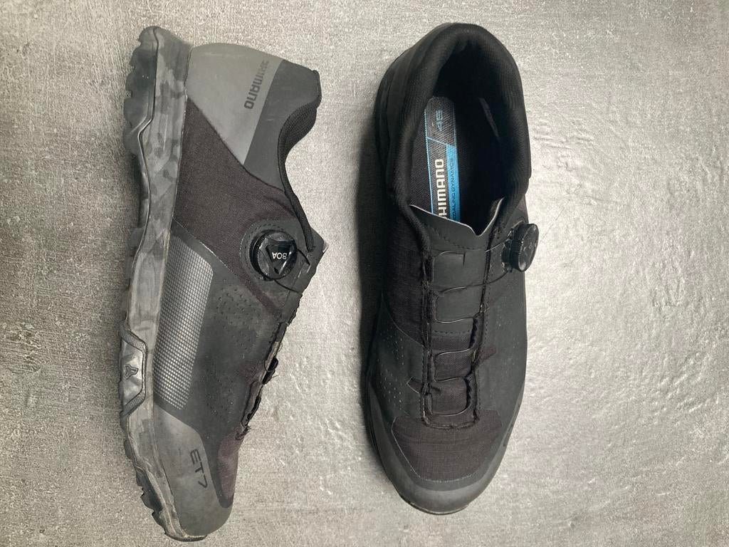 SHIMANO ET7 noir …. – Taille 45 (convient plutôt à un 43), Enlèvement, Chaussures de sport, Noir, Porté