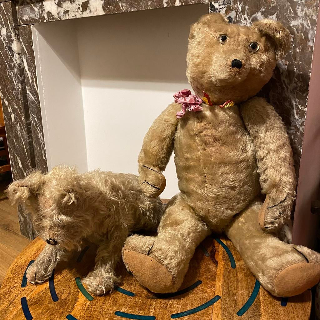 Steiff, chien assis et ourson, Collections, Enlèvement ou Envoi, Comme neuf, Steiff