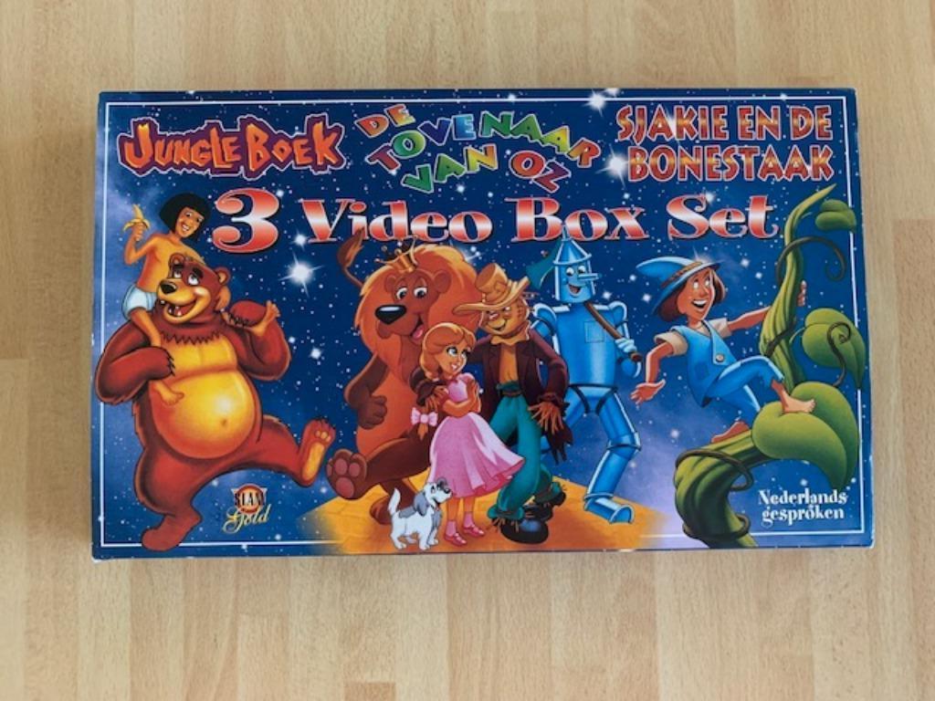 3 video box set VHS, Enlèvement