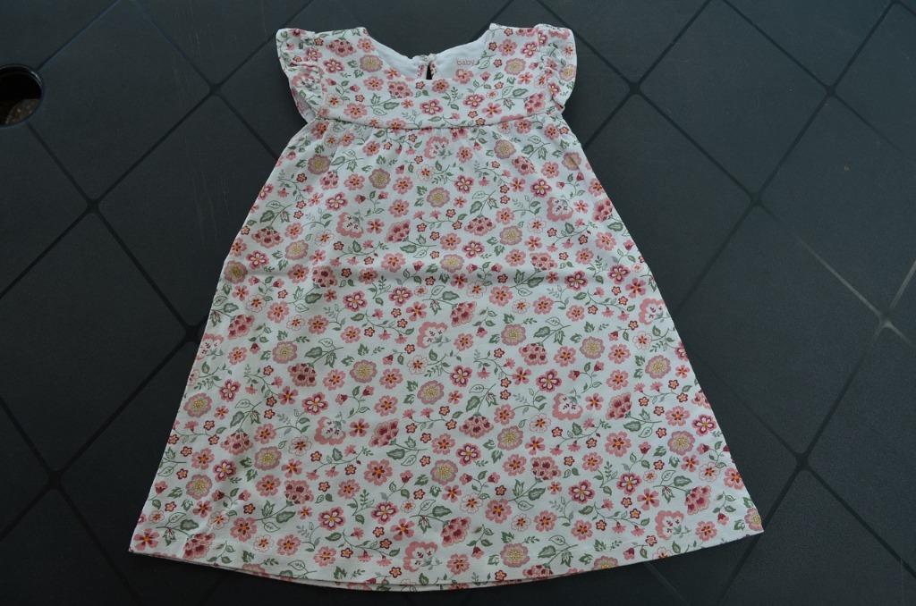 C&A jurkje wit met roze bloemen  maat 74, Enfants & Bébés, Vêtements de bébé | Taille 74, Enlèvement ou Envoi, Comme neuf, Fille