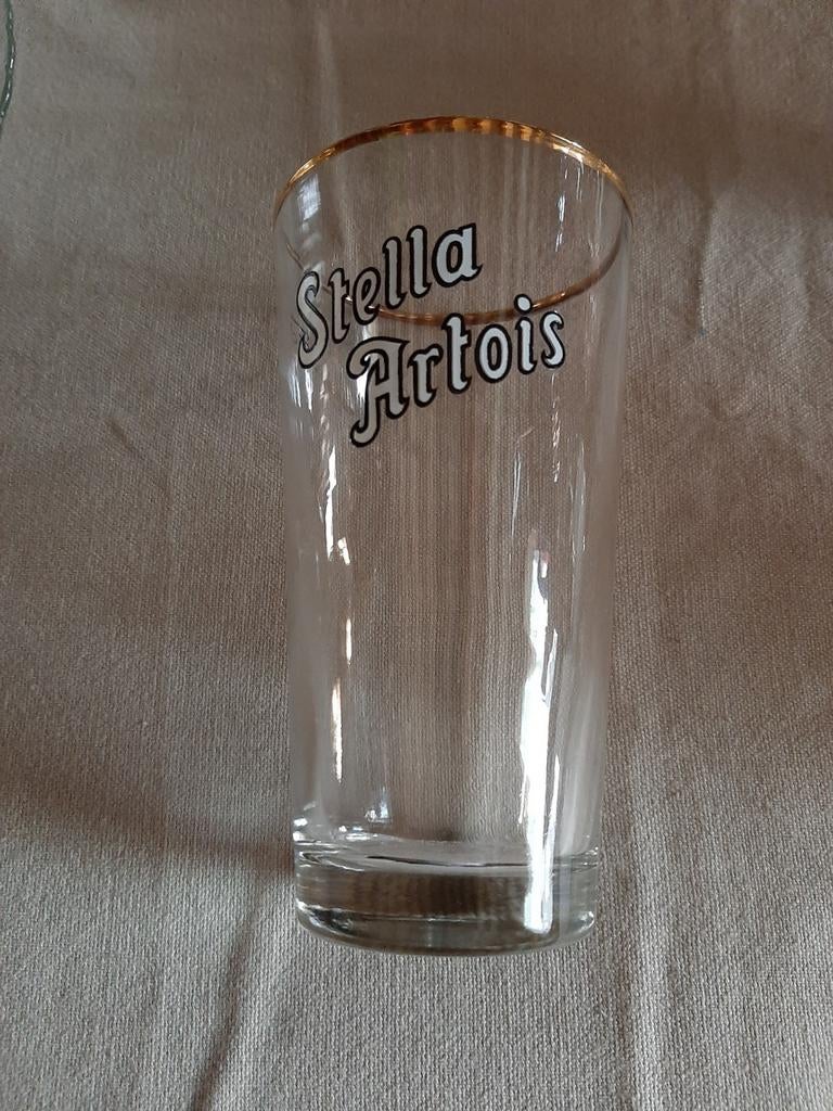 Stella Artois 25 cl oud bierglas met goudrand, Ophalen of Verzenden, Zo goed als nieuw, Bierglas