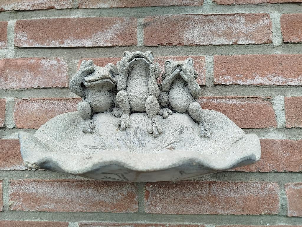 Stenen wandornament, Ophalen, Zo goed als nieuw