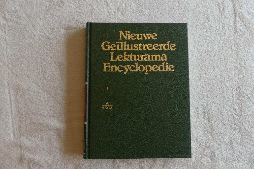 Boek, Nieuwe geïllustreerde Lekturama encyclopedie 1, Boeken, Ophalen of Verzenden, Gelezen, Algemeen, Los deel