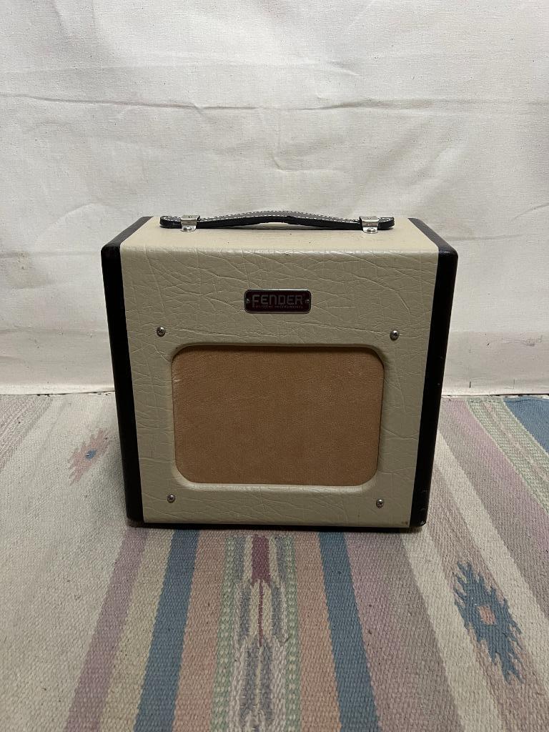 Fender Champion 600 Vintage Modified – 5W versterker, Ophalen, Zo goed als nieuw, Gitaar, Minder dan 50 watt