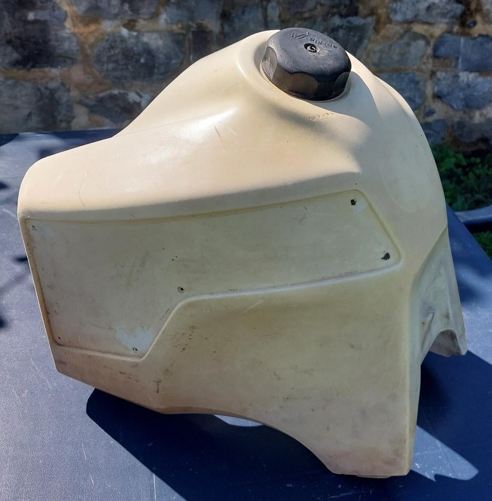 Réservoir Aprilia ET 50 Tuareg – 1985, Enlèvement ou Envoi, Utilisé