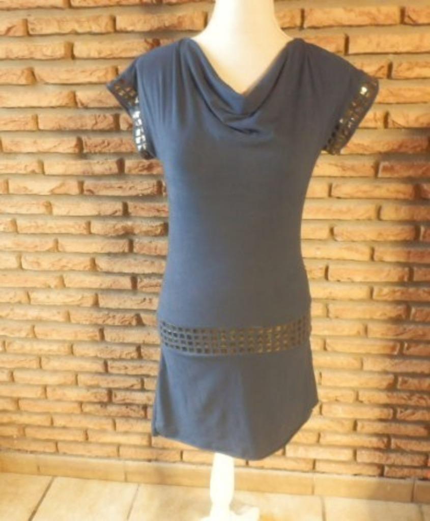 (1)- robe femme t.36 bleue, Enlèvement ou Envoi, Taille 36 (S), Comme neuf, Longueur genou