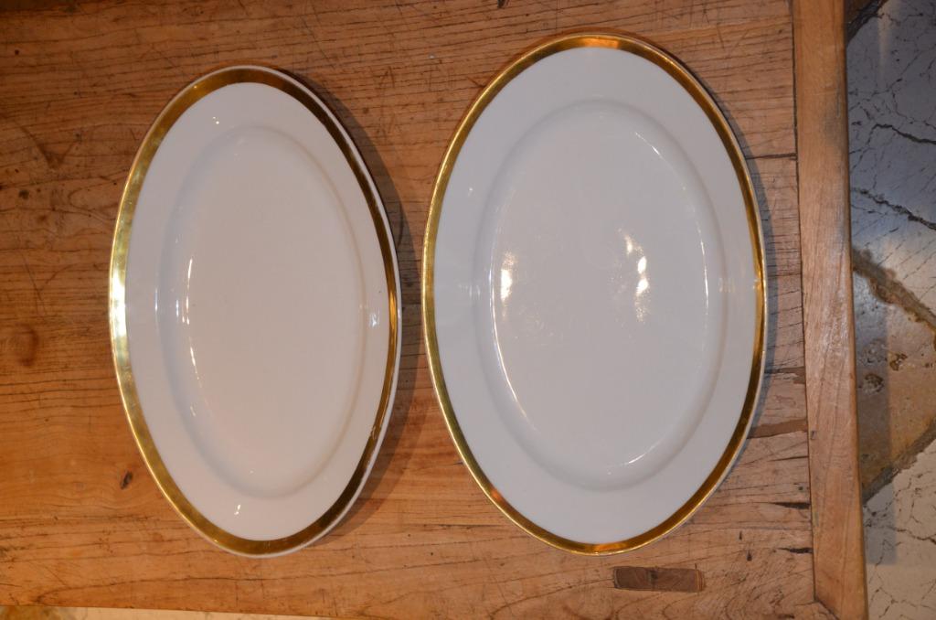 VIEUX BRUXELLES : 2 plats de service ovales identiques, Antiquités & Art, Enlèvement
