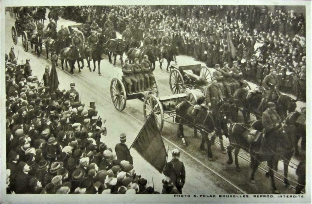 POSTKAART- OVERWINNINGSDEFILE AMERIKAANS LEGER TE BRUSSEL, Verzamelen, Ophalen of Verzenden, 1940 tot 1960, Ongelopen, Brussel (Gewest)