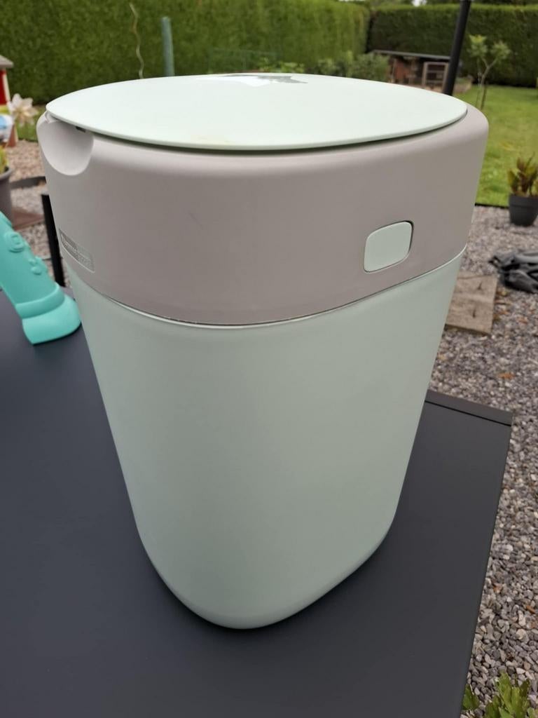 Poubelle à langes tommee tippee, Enlèvement