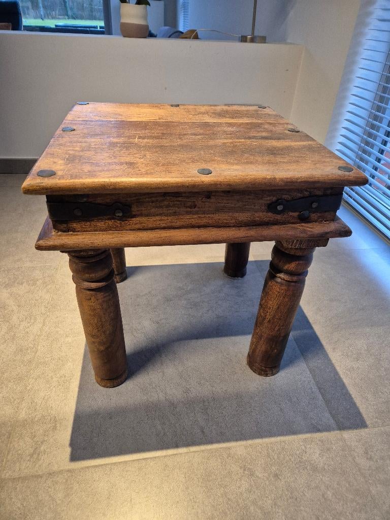Bijzettafel in Teak hout, Huis en Inrichting, Tafels | Bijzettafels, Minder dan 55 cm, Gebruikt, Vierkant, Hout