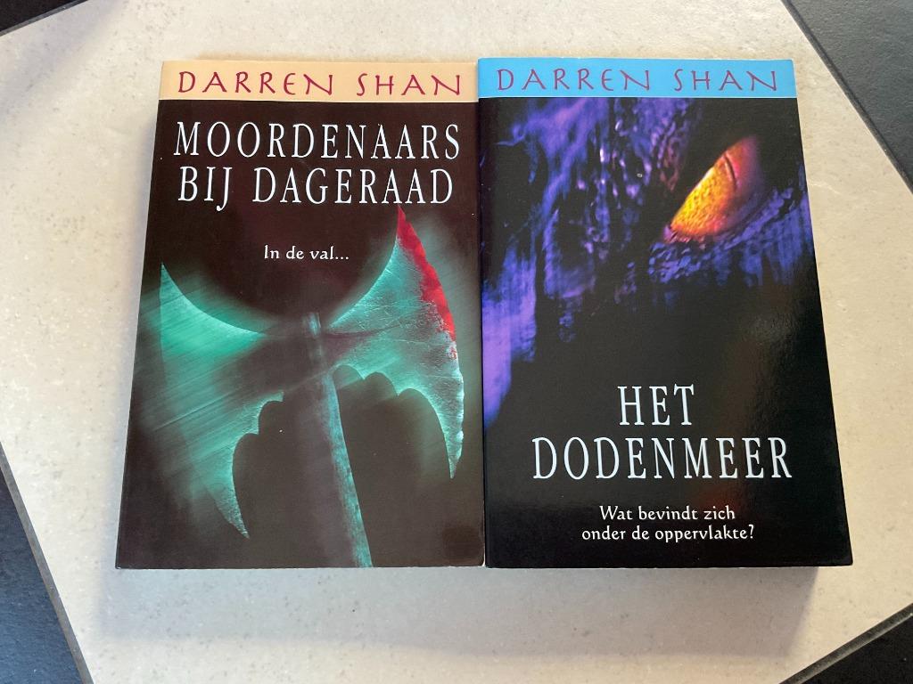 Boeken Darren Shan deel 9 & 10, Boeken, Ophalen of Verzenden, Gelezen, Darren Shan