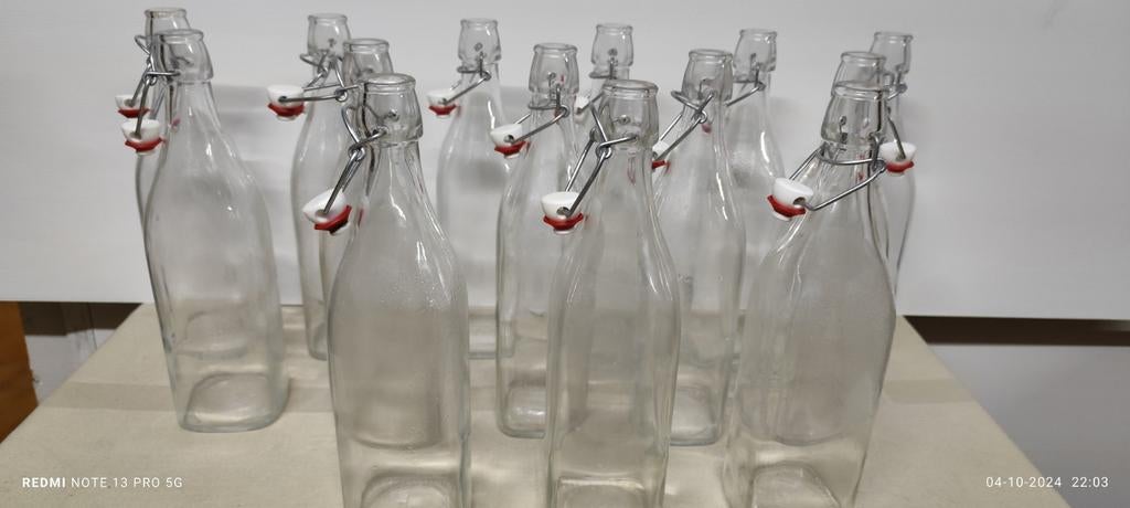 Beugel flessen uit glas met hefboom sluiting. Nog 4 flessen., Collections, Verres & Petits Verres, Utilisé, Enlèvement