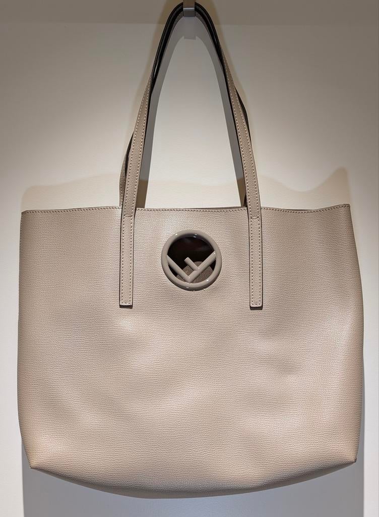 Sac à main Fendi. Absolument NEUF, Enlèvement ou Envoi, Neuf, Beige, Sac à main