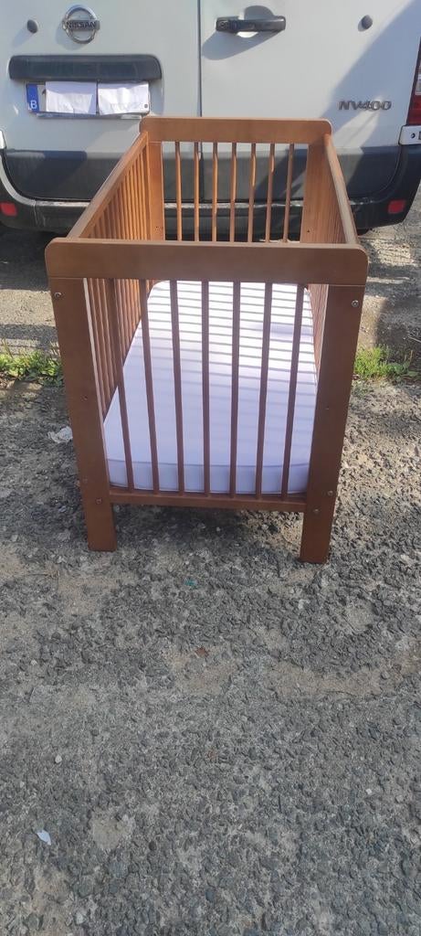 Babybedje in hoogte verstelbaar / park, Ophalen, Gebruikt