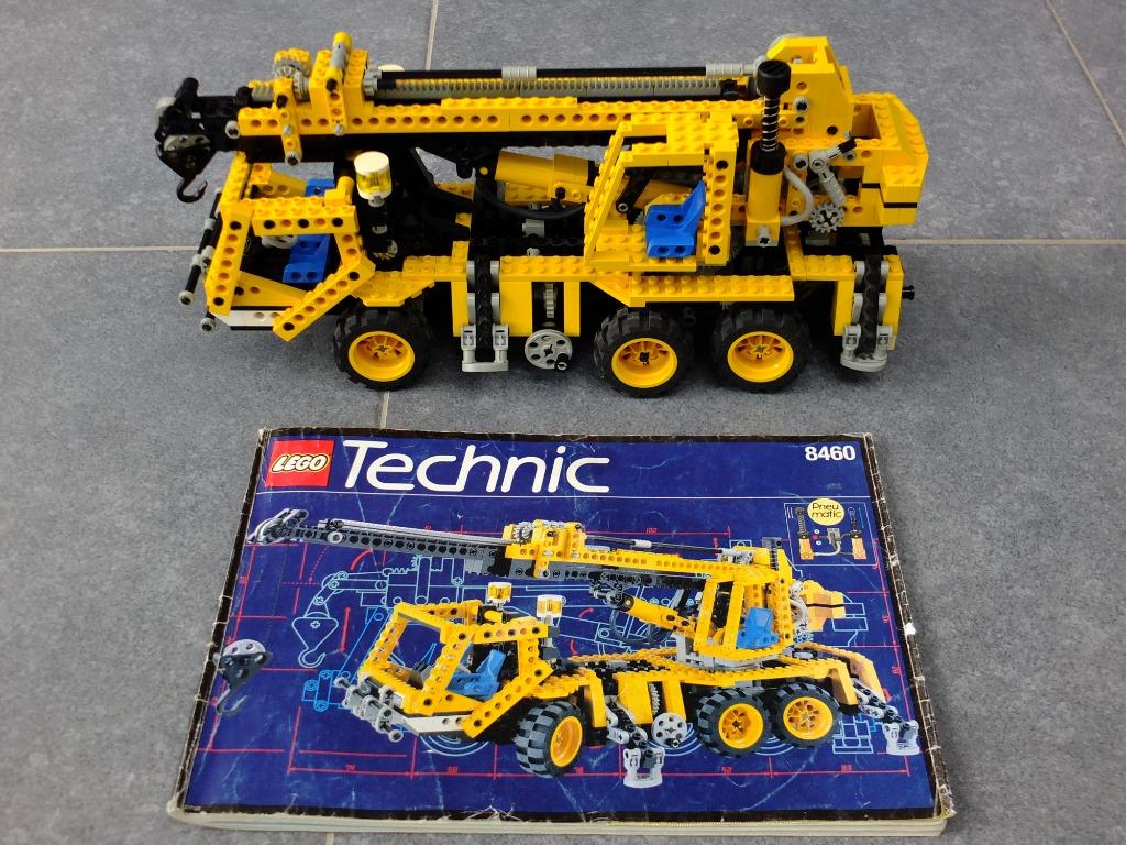Lego Technic 8460 - Camion grue (Pneumatic Crane Truck) 1995, Enlèvement ou Envoi, Utilisé, Ensemble complet, Lego