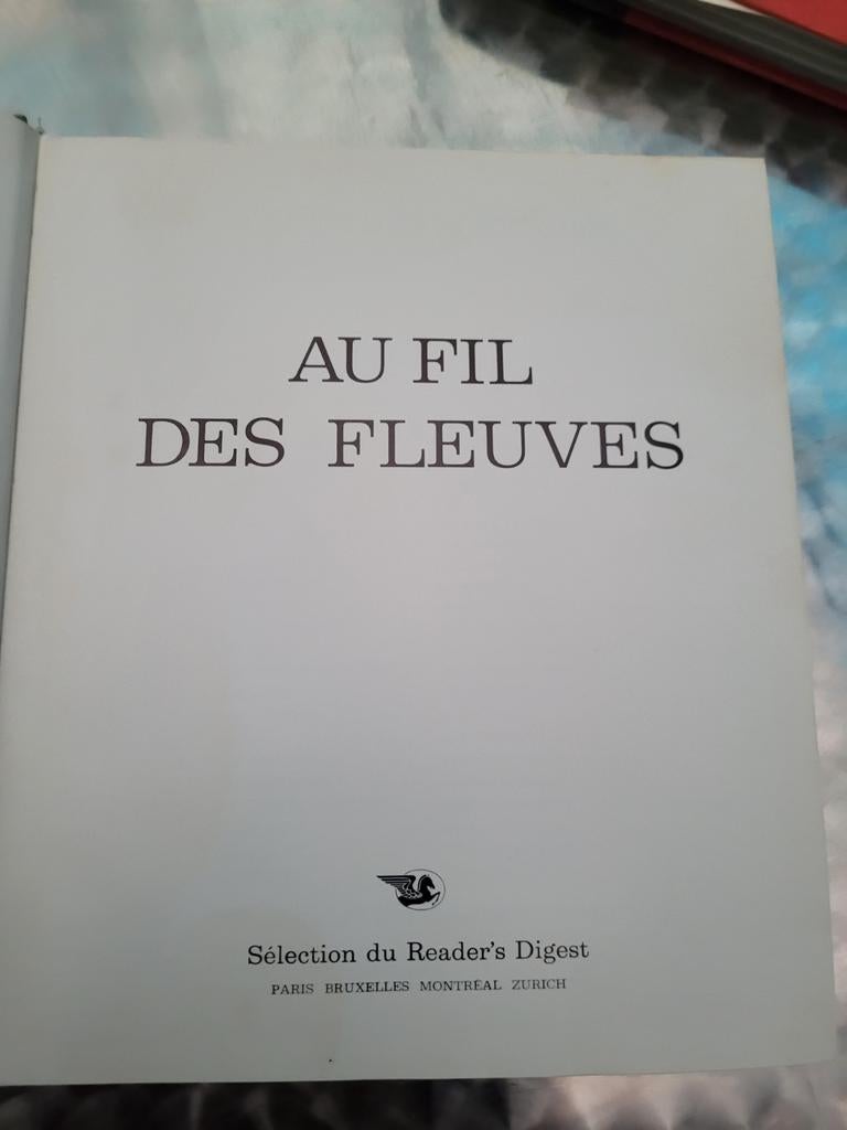 Livre Au fil des fleuves, Boeken, Ophalen of Verzenden