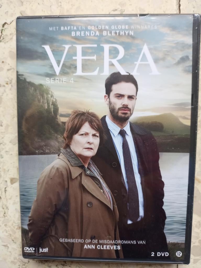 Dvd Vera serie 4 (nieuw in folie), À partir de 12 ans, Enlèvement ou Envoi, Neuf, dans son emballage