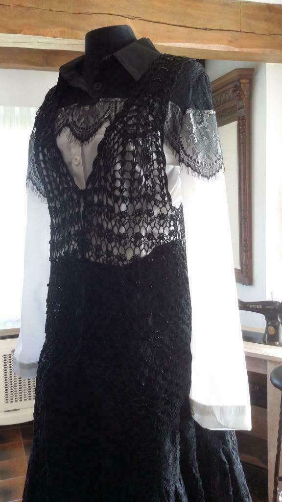 Gilet / trui / spencer met kant en kralen nieuw, Ophalen of Verzenden, Nieuw, Zwart