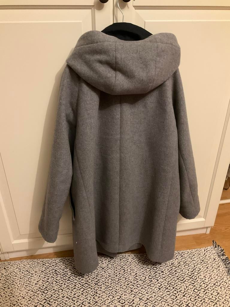 Grijze loden winterjas met kap, Kleding | Dames, Ophalen, Zo goed als nieuw, Maat 38/40 (M), Grijs