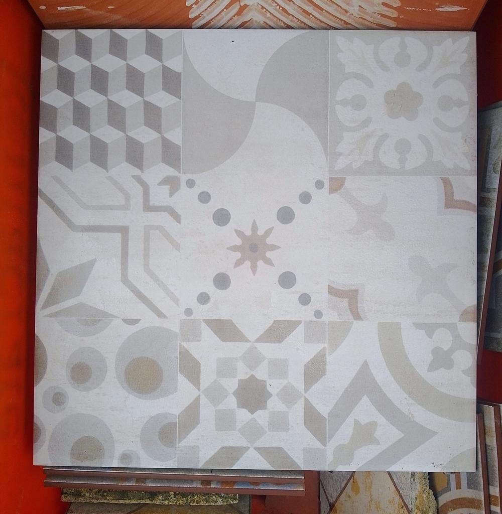 Carreaux de céramique décoratifs, Enlèvement