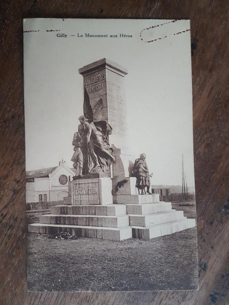 Postkaart Gilly Le Monument aux Héros Oorlogsmonument, Ophalen of Verzenden, Voor 1920, Ongelopen, Henegouwen
