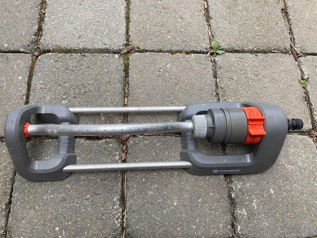Gardena zwenksproeier, Tuin en Terras, Hand-tuingereedschap, Ophalen, Gebruikt, Overige soorten