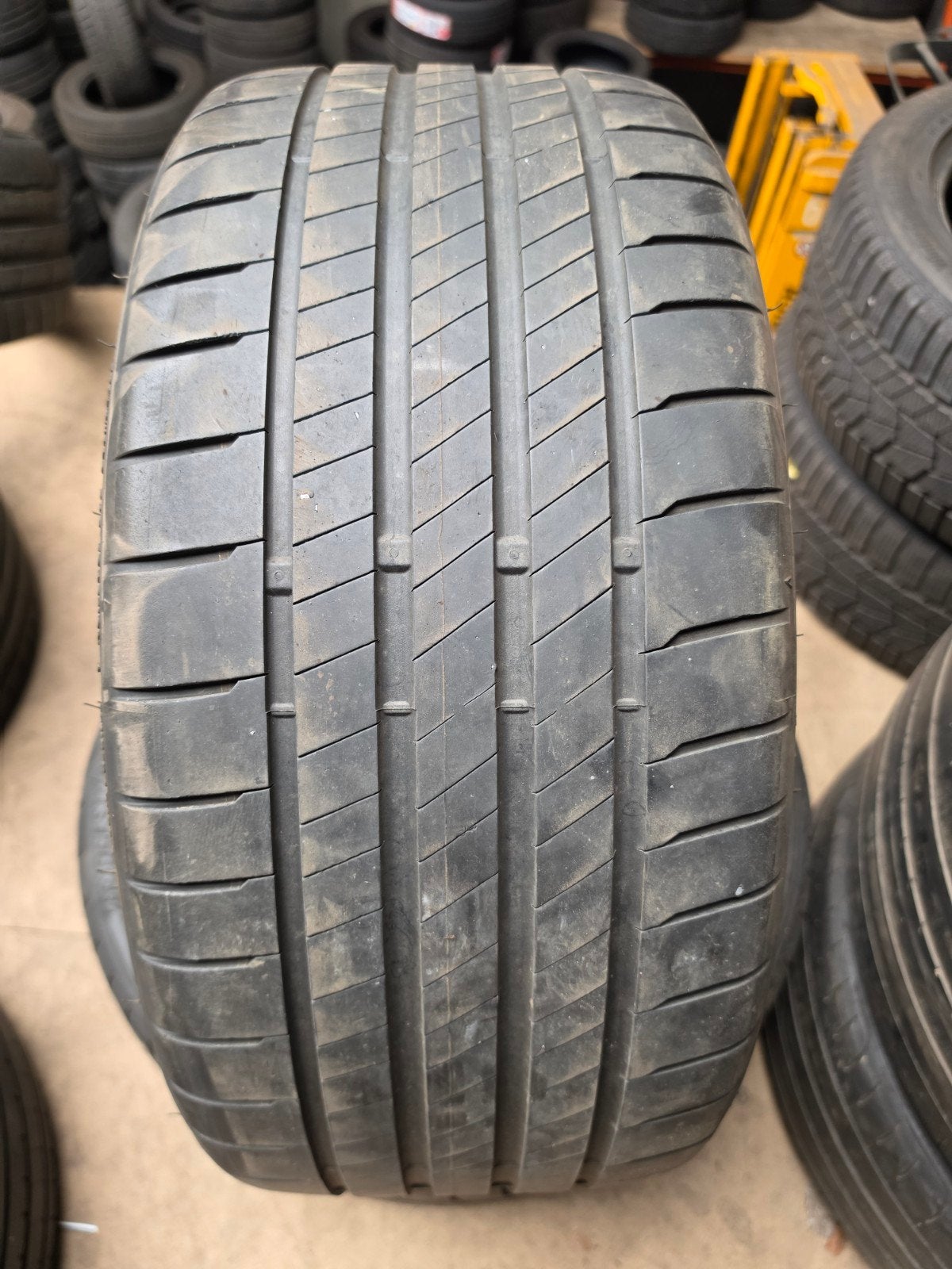 Bridgestone 235/35r19 235/35r19 235/35r19 235/35 r19, Auto-onderdelen, Ophalen of Verzenden