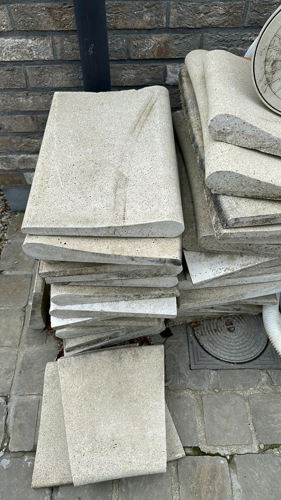 Boordstenen  voor  zwembad gratis, Ophalen, Gebruikt