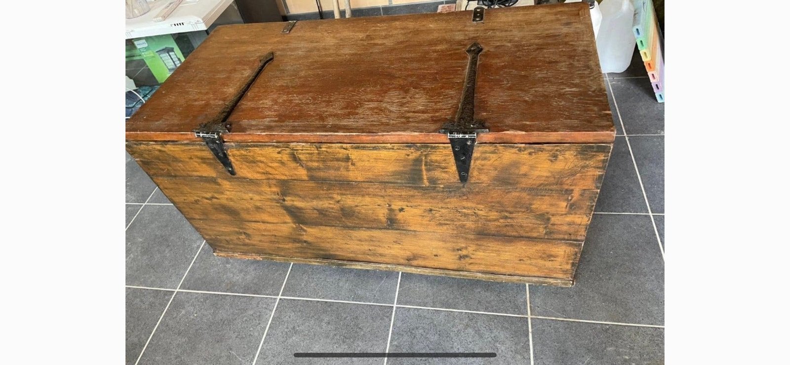 Kwalitatieve houten kist, Ophalen, Zo goed als nieuw