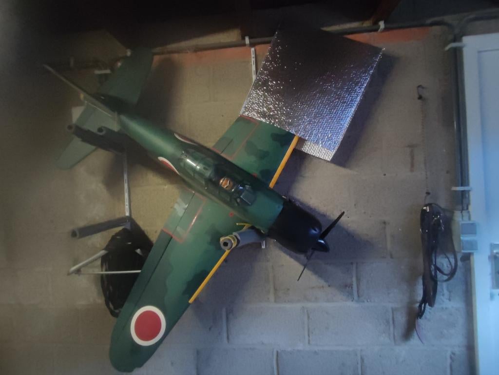 Black Horse A6M Zero, Hobby en Vrije tijd, Modelbouw | Radiografisch | Vliegtuigen, Ophalen, Benzine