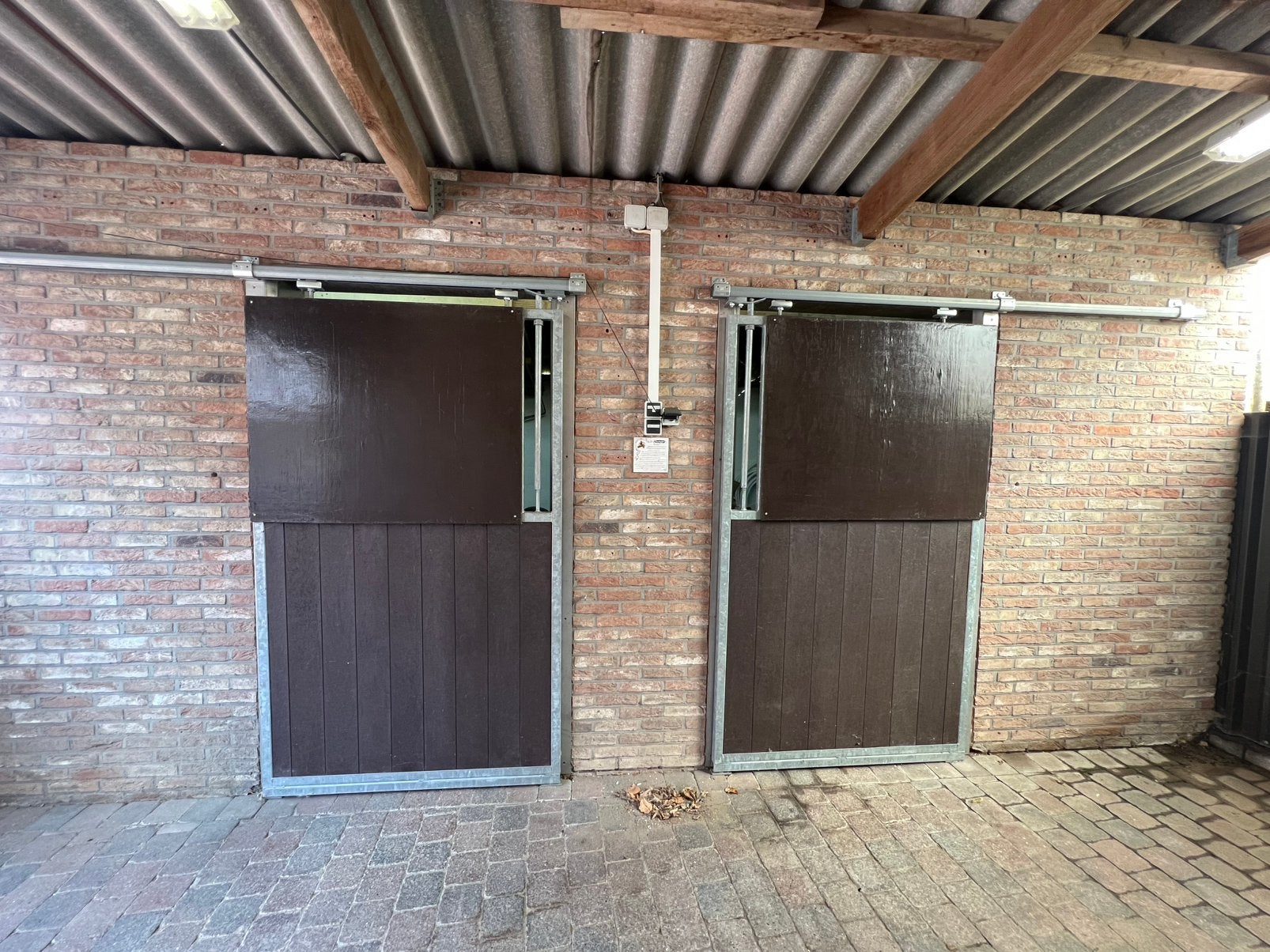 2 stevige staldeuren