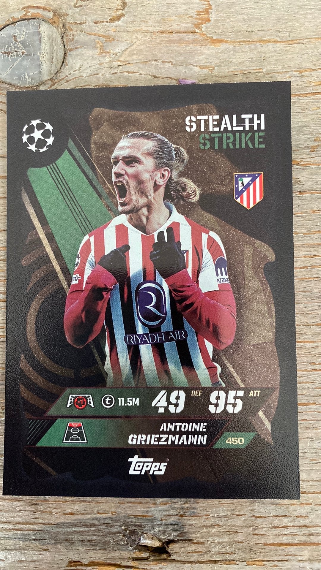 Stealth Strike Topps Match Attax sortie du blister, Ophalen of Verzenden, Zo goed als nieuw