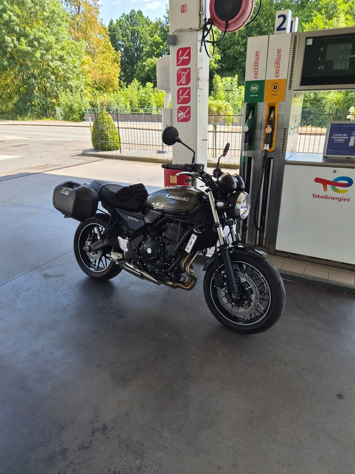kawasaki Z650 RS, Motos, Permis Moto A, Plus de 35 kW, 2 cylindres, 650 cm³