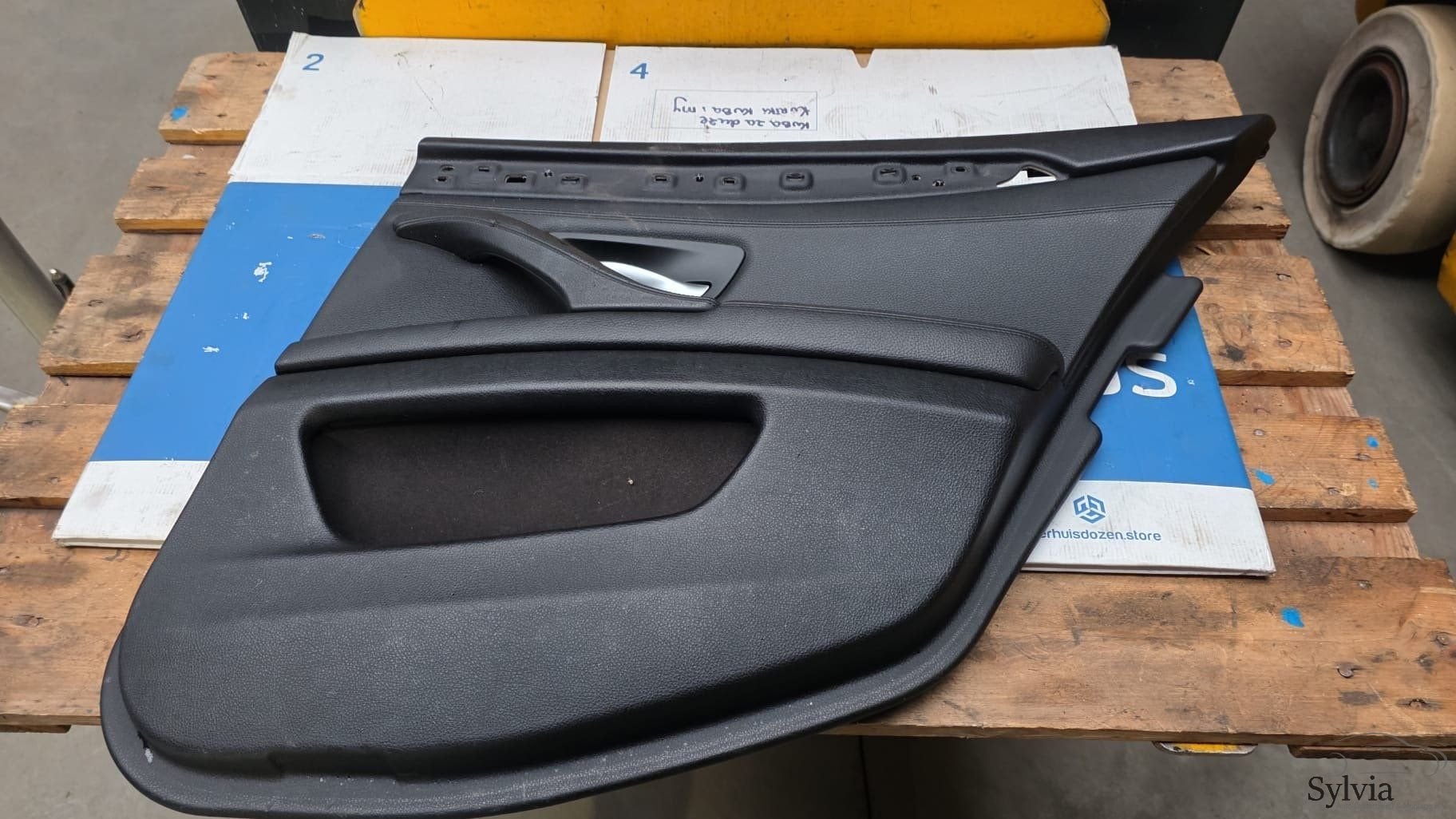 Deurpaneel leer zwart rechts achter BMW 5 serie F11 + LCI 51, Gebruikt, -, Deur, -