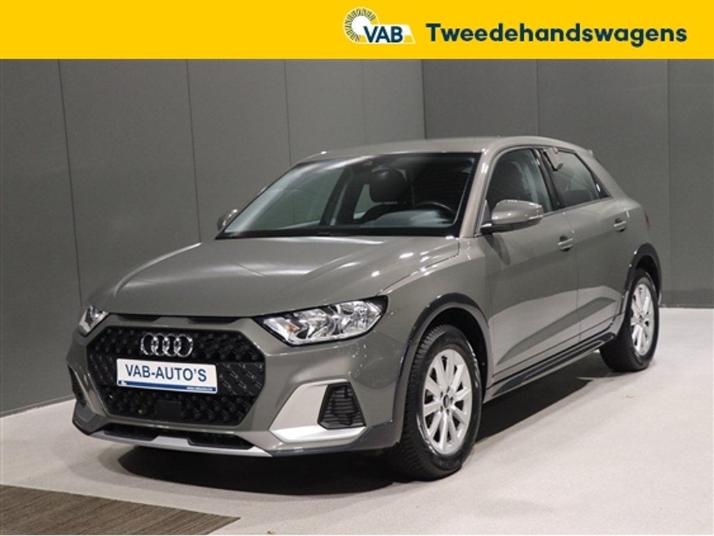 Audi A1   ALLSTREET 30 TFSI S-TRONIC, Automaat, https://public.car-pass.be/vhr/a23764c7-698b-4deb-bec6-ca87165eb7f0, Electronic Stability Program (ESP)