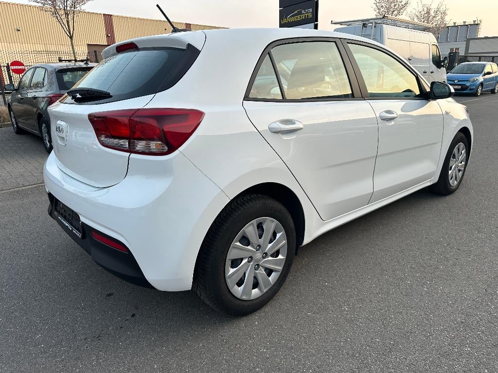 Kia Rio, 1.2 benzine, 2023, Auto's, Voorwielaandrijving, Stof, Euro 6, 4 cilinders