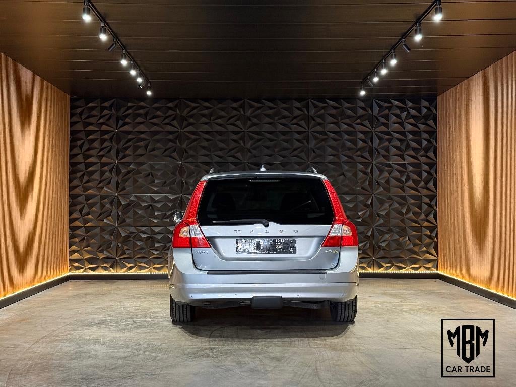 ✅ Volvo V70 1.6 D GARANTIE Open Dak Leer Navi Trekh Parksens, Auto's, Volvo, Voorwielaandrijving, Euro 5, Zwart, 4 cilinders