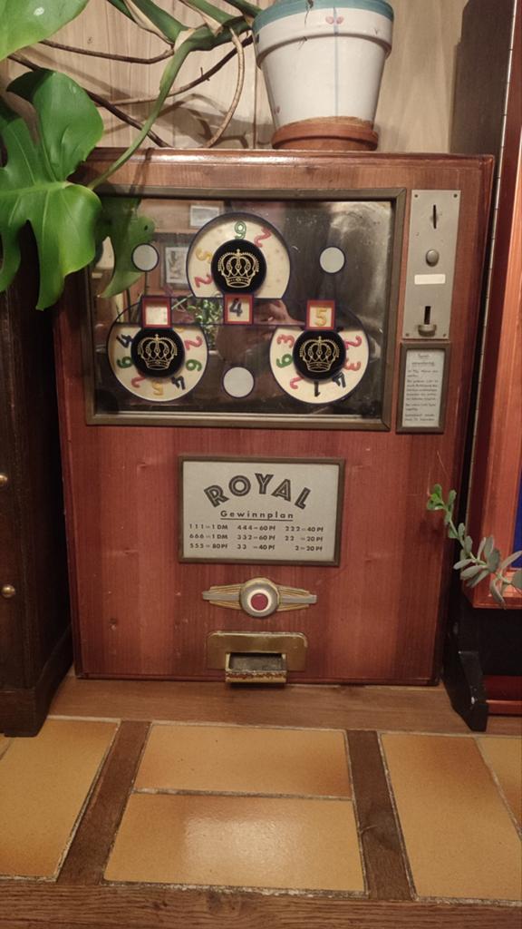 Vintage 1954 German Slot Machine "Royal" (POS Automatenbau), Verzamelen, Ophalen