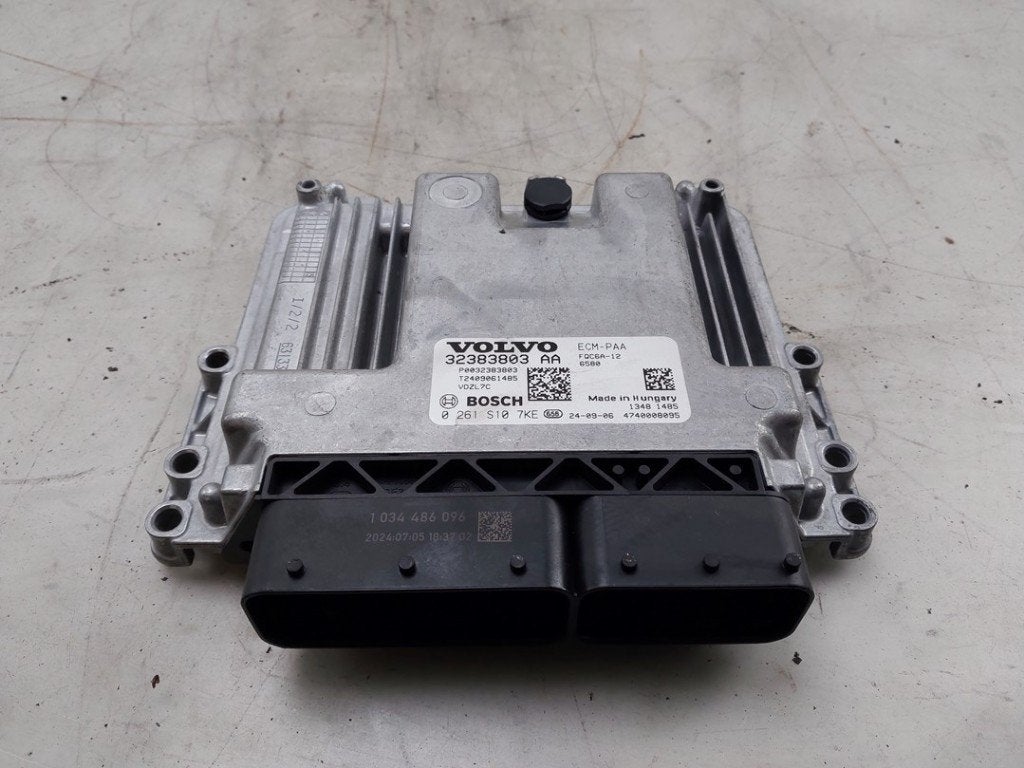 COMPUTER MOTOR Volvo EX40 (XZ) (|32383803|36003979|), Robert Bosch AG, Gebruikt, Volvo, Robert-Bosch-Allee 1
74232  Abstatt, DE