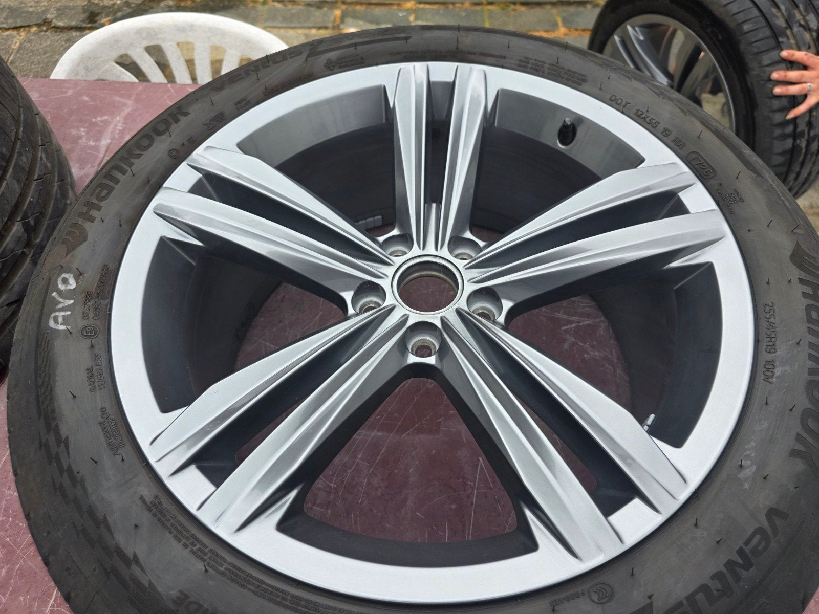 jantes vw tiguan r line 19x8,5et38, Neuf, 255 mm, Pneus été, Pneu(s)