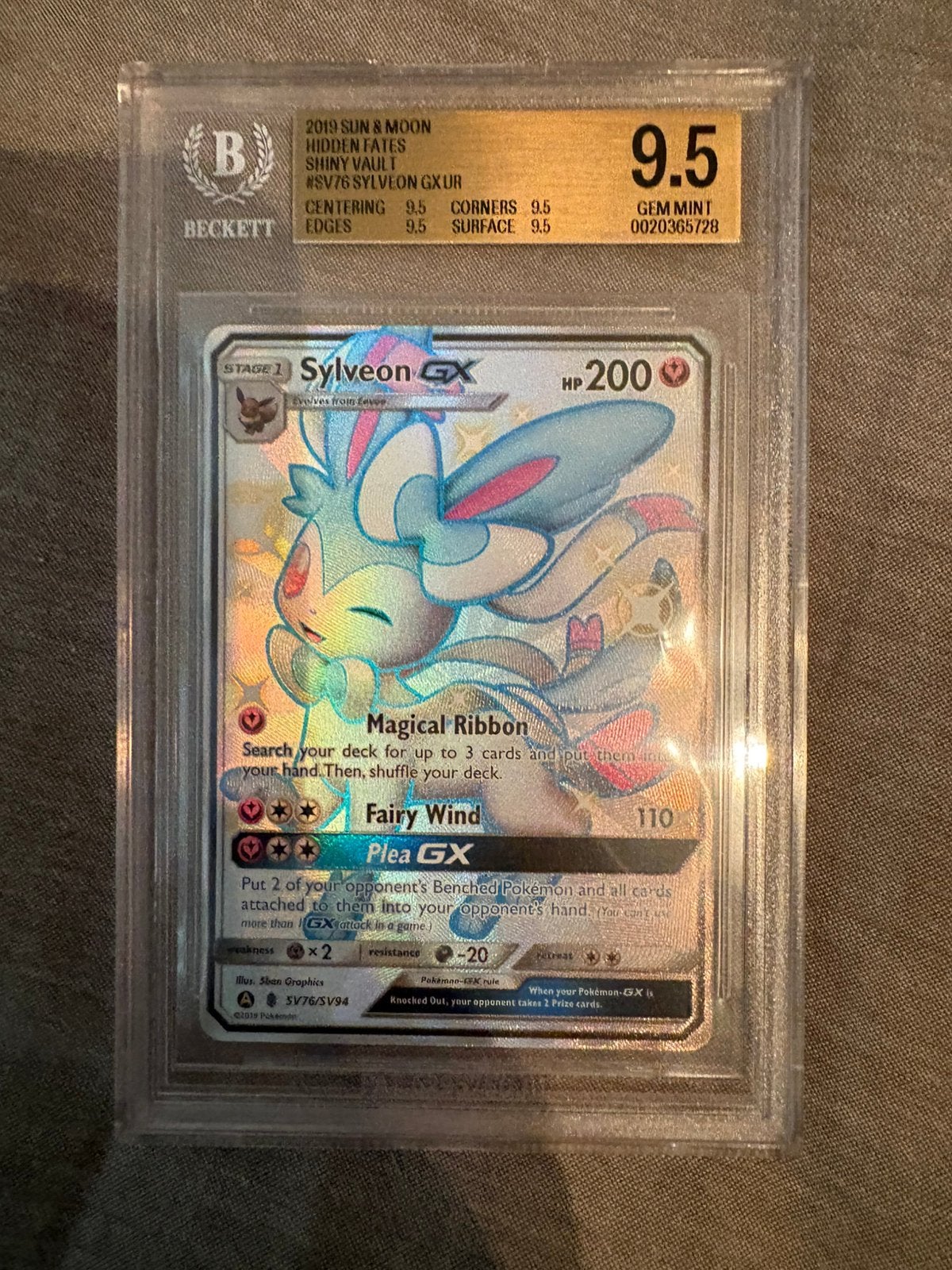 Sylveon GX SV76/SV94 - Beckett (BGS) 9.5 - Pokémon, Enlèvement ou Envoi, Comme neuf