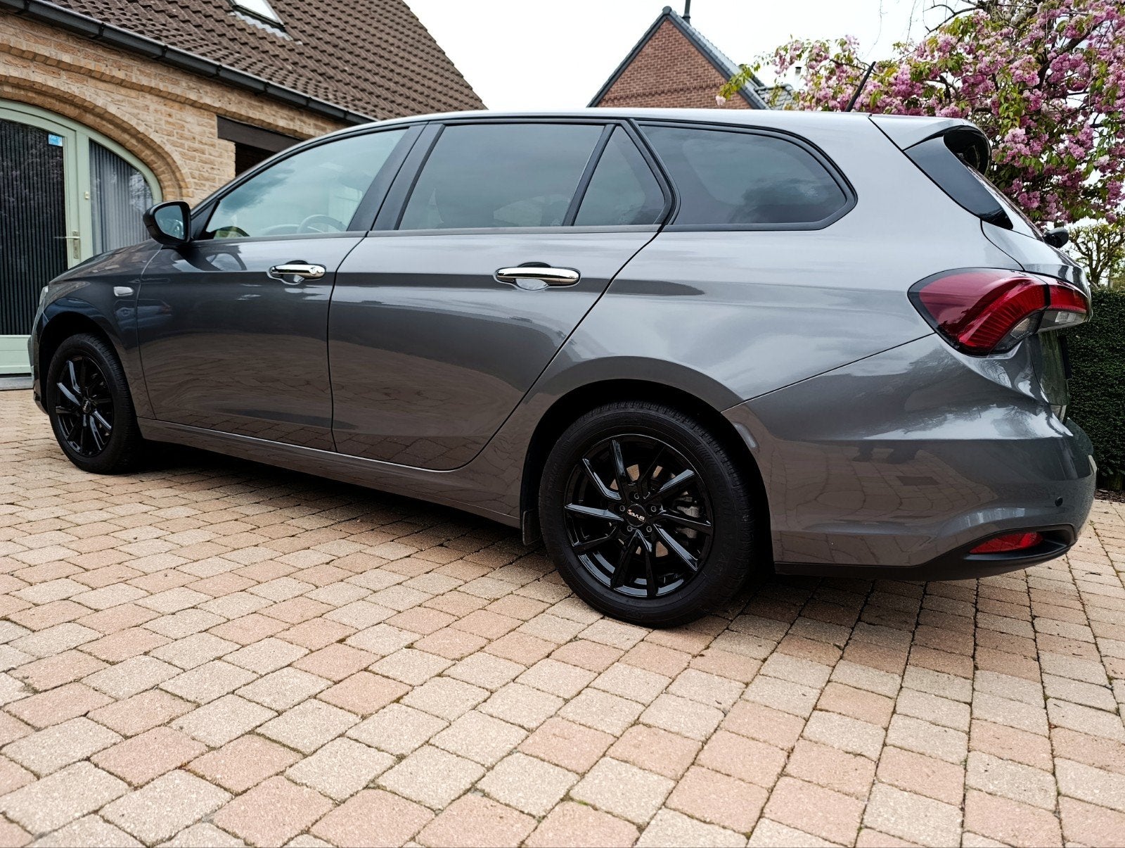 Fiat tipo sw benzine break 47000 km reeds gekeurd!!, Auto's, Fiat, Voorwielaandrijving, Dealer onderhouden, Stof, USB