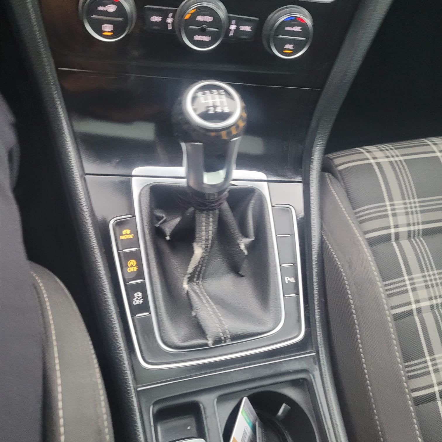 Golf 7 GTD, Autos, Achat, Boîte manuelle, Noir, 5 portes