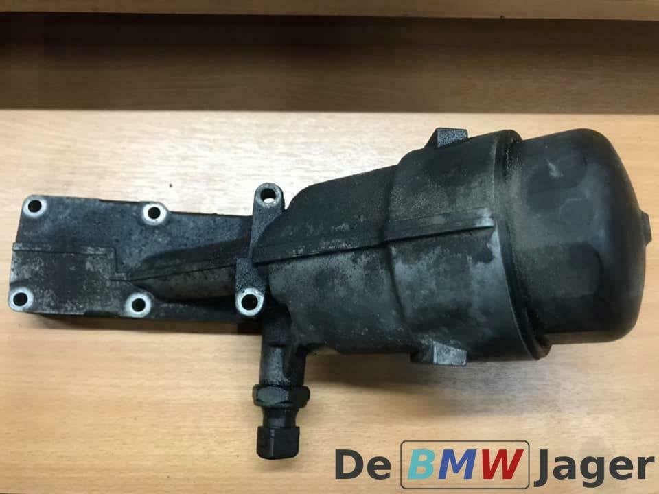 Oliefilter huis BMW E30 E36 E46 E34 Z3 16i 18i 11421715878, Enlèvement ou Envoi, Utilisé, BMW, BMW