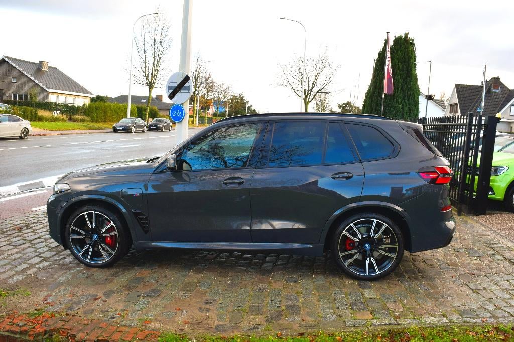 BMW X5 xDrive50/M SPORT PRO/FULL OPTIE/1st Owner, Auto's, BMW, Automaat, Leder, Bedrijf, 5 zetels